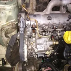 Двигатель F9Q