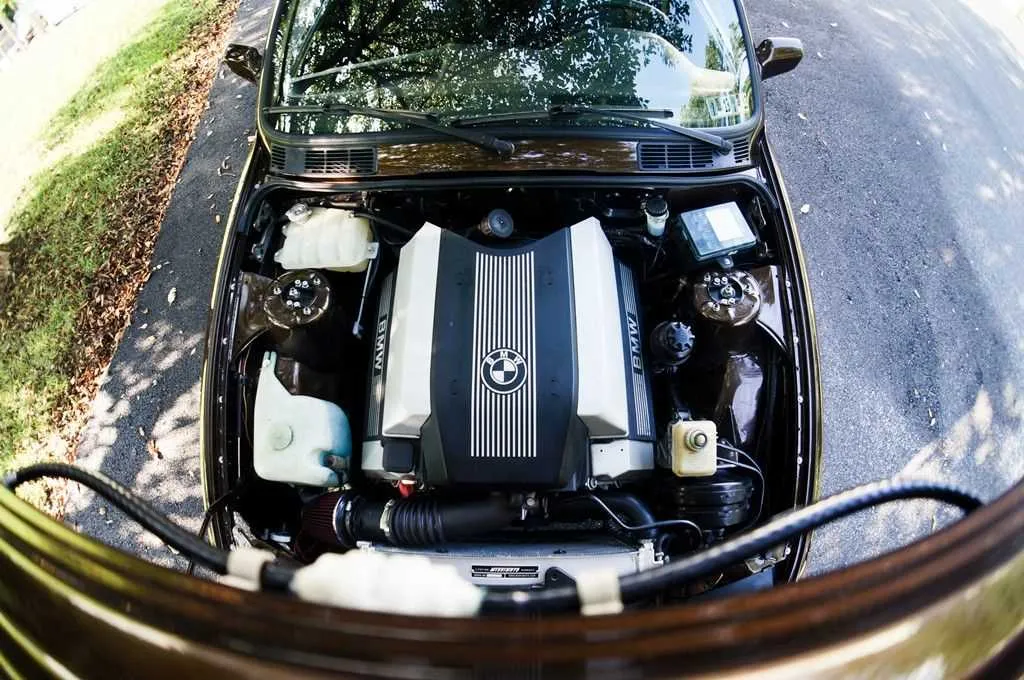 BMW M60